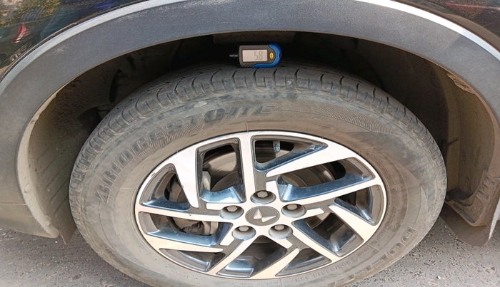 2023 Mahindra XUV300 W8 (O) 1.2 PETROL, Petrol, Manual, 26,647 km, tyre