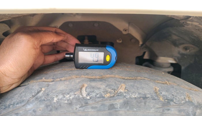 2017 Mahindra TUV300 T6 PLUS, Diesel, Manual, 57,580 km, tyre