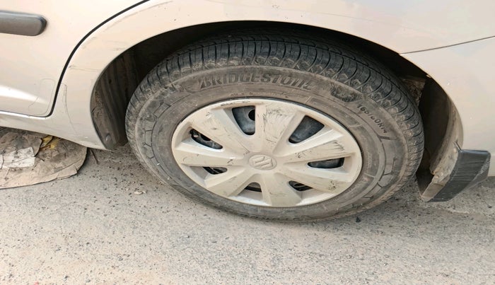 2011 Maruti Swift Dzire VXI, Petrol, Manual, 57,517 km, tyre