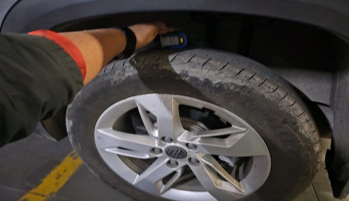 2019 MG HECTOR SUPER 1.5 PETROL, Petrol, Manual, 99,623 km, tyre