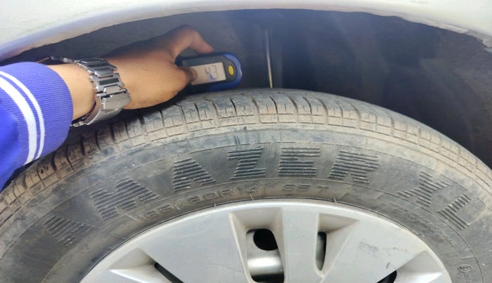 2012 Maruti Ritz LXI, Petrol, Manual, 30,665 km, tyre