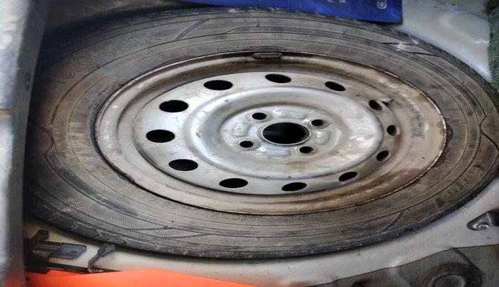 2012 Maruti Ritz LXI, Petrol, Manual, 30,665 km, tyre