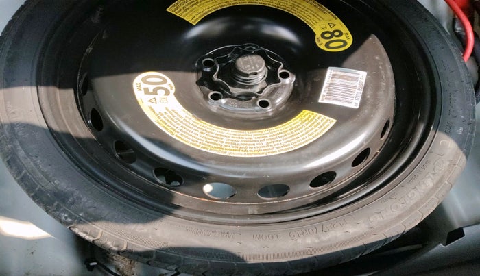 2021 Audi A4 40 TFSI  PREMIUM PLUS, Petrol, Automatic, 49,895 km, tyre