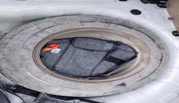 2023 Hyundai VENUE S 1.2, Petrol, Manual, 23,537 km, tyre