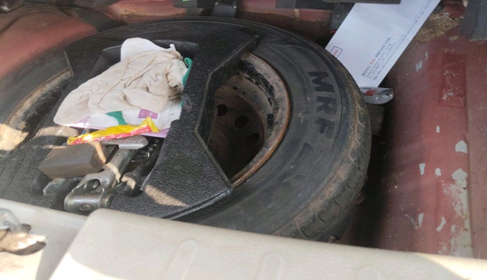 2014 Maruti Celerio VXI AMT, Petrol, Automatic, 1,16,045 km, tyre