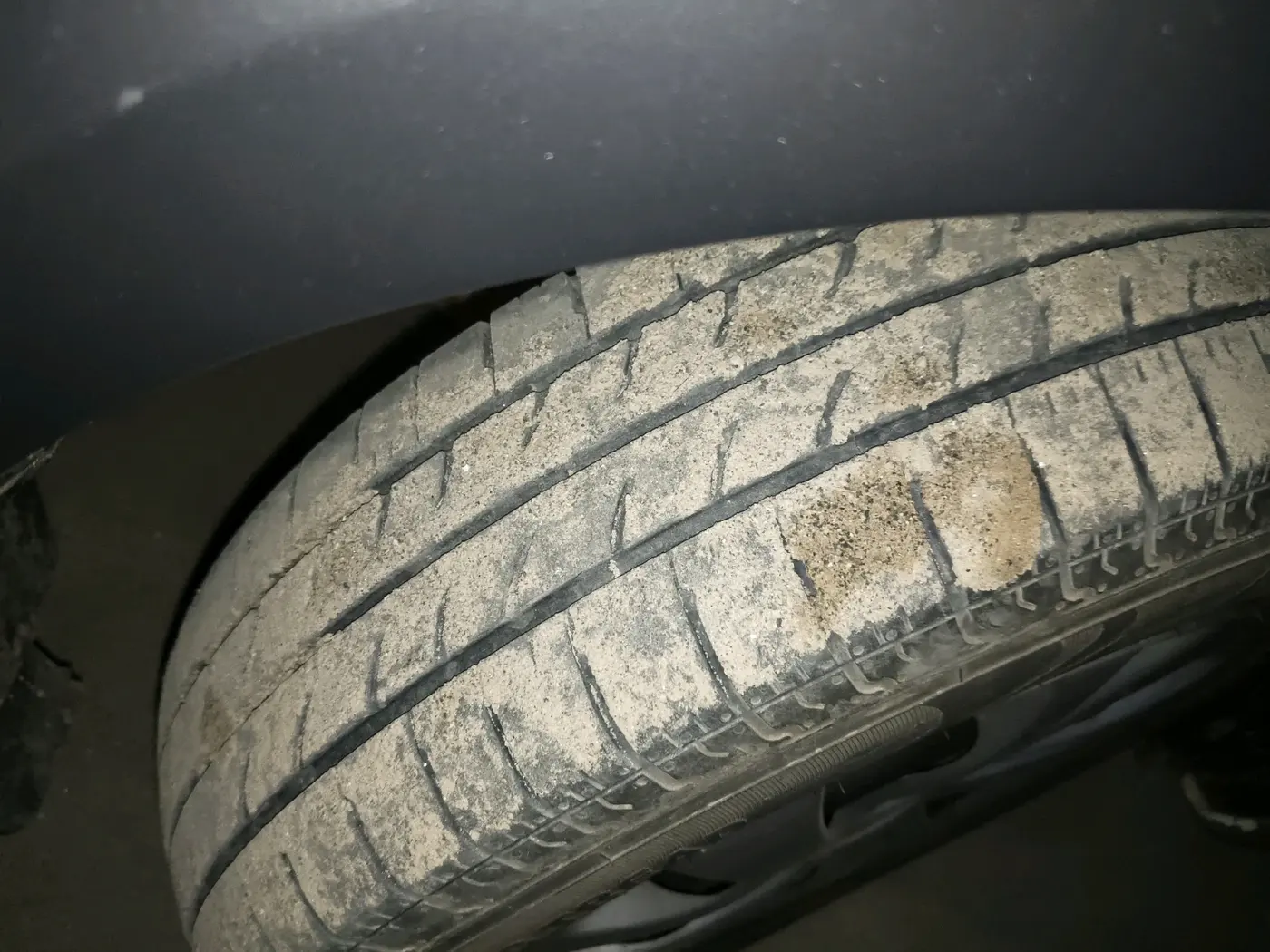 2015 Maruti Swift VDI, Diesel, Manual, 92,202 km, tyre
