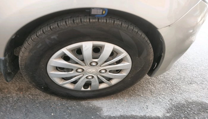 2013 Hyundai i10 MAGNA 1.2, Petrol, Manual, 49,936 km, tyre