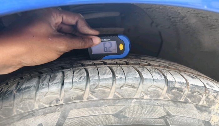 2015 Hyundai Elite i20 MAGNA 1.2, Petrol, Manual, 1,45,582 km, tyre