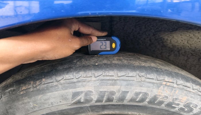 2015 Hyundai Elite i20 MAGNA 1.2, Petrol, Manual, 1,45,582 km, tyre