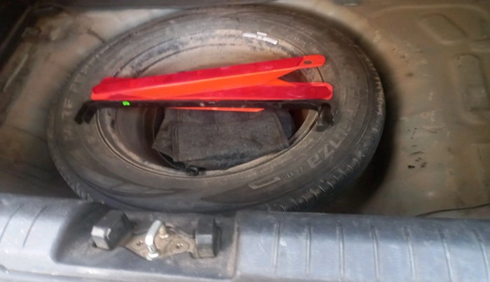 2020 Hyundai VENUE S 1.4 CRDI, Diesel, Manual, 1,04,440 km, tyre