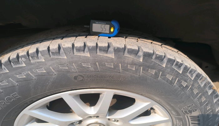 2014 Mitsubishi Pajero Sport 2.5 AT 4X2, Diesel, Automatic, 1,73,131 km, tyre