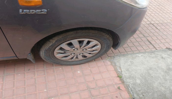 2013 Hyundai i10 SPORTZ 1.1 LPG, Petrol, Manual, 1,48,868 km, tyre