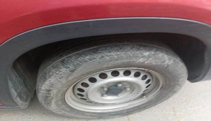 2016 Maruti Vitara Brezza LDI, Diesel, Manual, 2,32,148 km, tyre