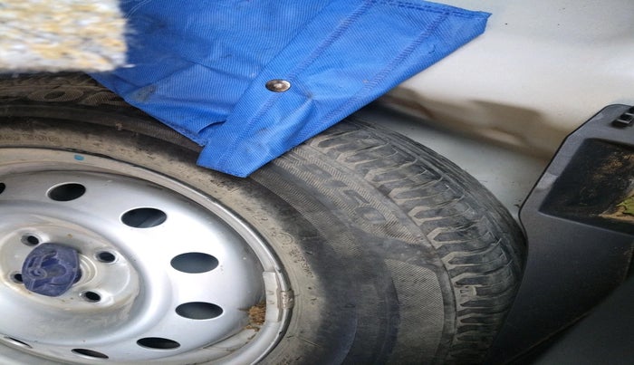 2018 Maruti Swift LXI, Petrol, Manual, 19,492 km, tyre