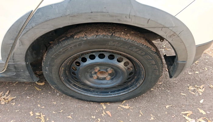 2017 Honda WR-V 1.5L I-DTEC S MT, Diesel, Manual, 1,19,562 km, tyre