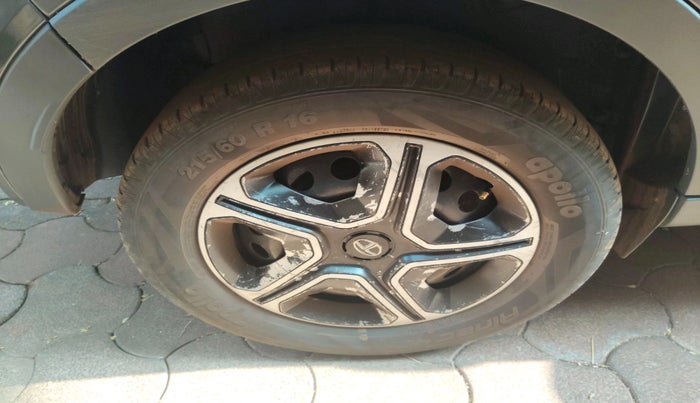 2019 Tata NEXON XMA PETROL, Petrol, Automatic, 48,813 km, tyre