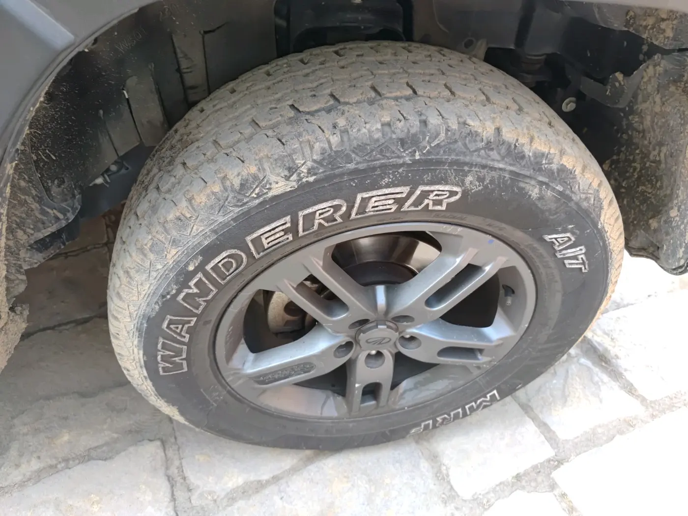 2022 Mahindra Thar LX D 4WD AT CONVERTIBLE, Diesel, Automatic, 25,014 km, tyre