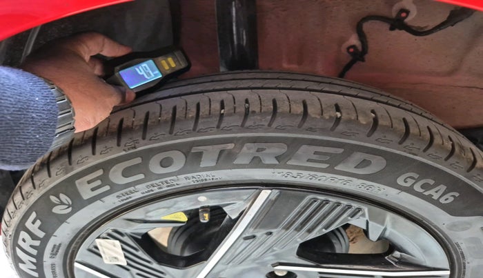 2025 Tata ALTROZ Accomplished Plus S Petrol 6DCT, Petrol, Automatic, 805 km, tyre