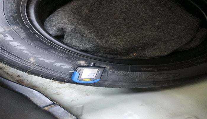 2022 KIA SONET HTX 1.5, Diesel, Manual, 53,191 km, tyre