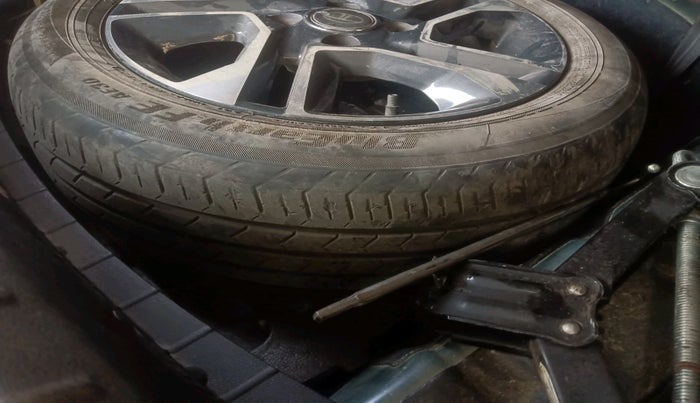 2018 Tata TIGOR XZA PETROL, Petrol, Automatic, 75,272 km, tyre