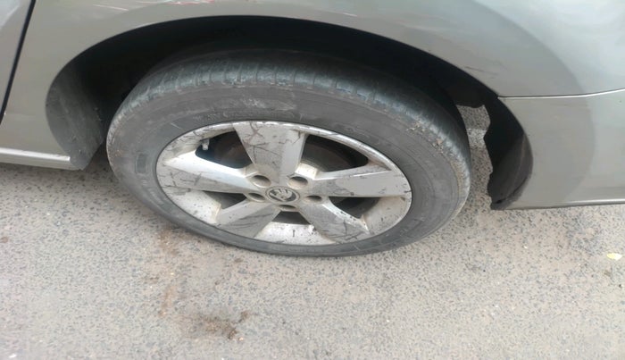 2015 Skoda Rapid 1.5 TDI CR STYLE PLUS, Diesel, Manual, 1,89,308 km, tyre