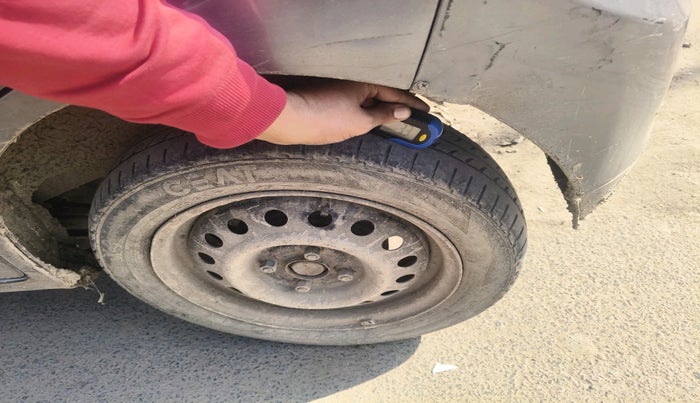 2016 Maruti Wagon R 1.0 VXI, Petrol, Manual, 69,131 km, tyre