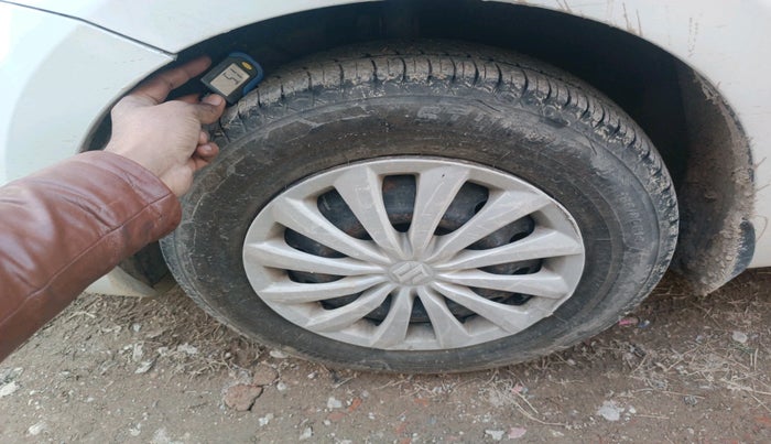 2019 Maruti Dzire VDI, Diesel, Manual, 1,33,211 km, tyre