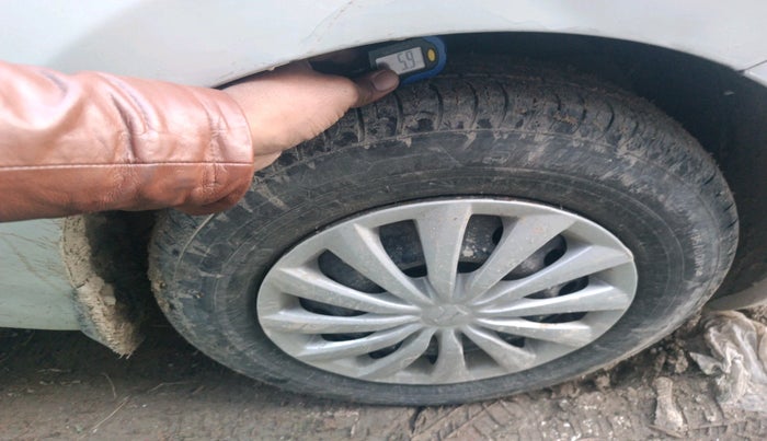 2019 Maruti Dzire VDI, Diesel, Manual, 1,33,211 km, tyre