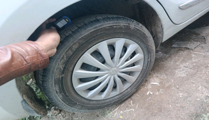 2019 Maruti Dzire VDI, Diesel, Manual, 1,33,211 km, tyre