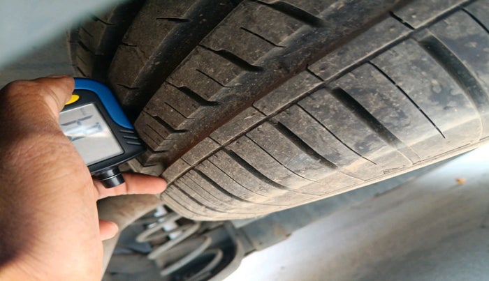 2022 Tata Safari XT PLUS, Diesel, Manual, 1,14,110 km, tyre