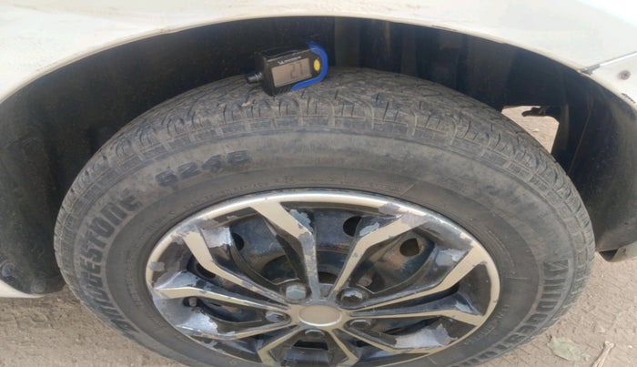 2017 Maruti Swift VDI (O), Diesel, Manual, 1,95,314 km, tyre