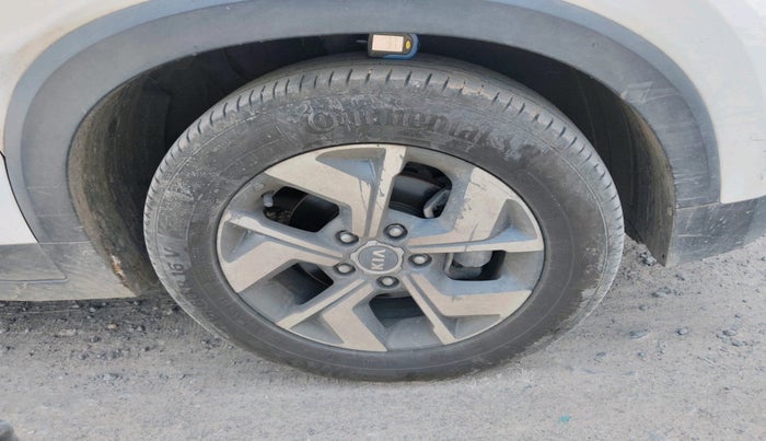 2020 KIA SONET HTX PLUS 1.5, Diesel, Manual, 85,336 km, tyre