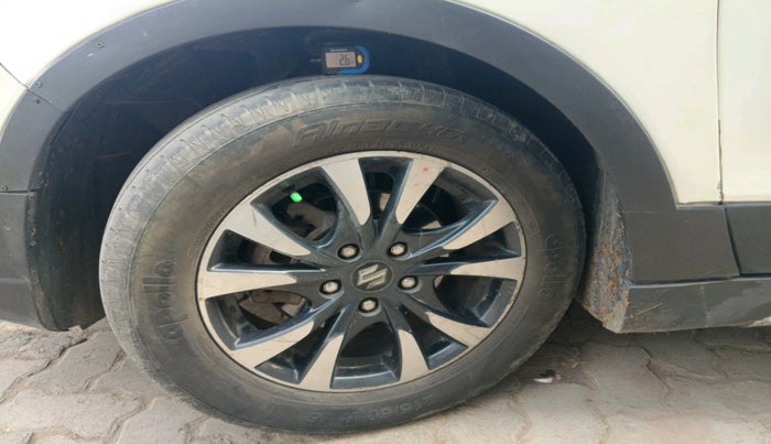 2017 Maruti S Cross ZETA 1.3, Diesel, Manual, 1,04,747 km, tyre