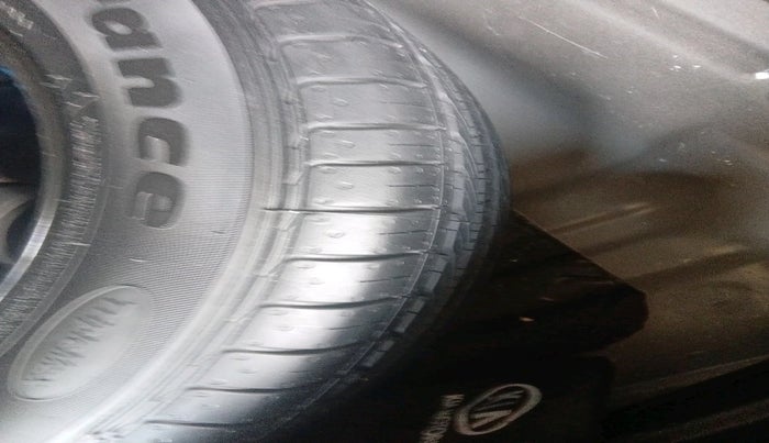 2021 KIA SELTOS GTX PLUS AT 1.5 DIESEL, Diesel, Automatic, 1,02,883 km, tyre