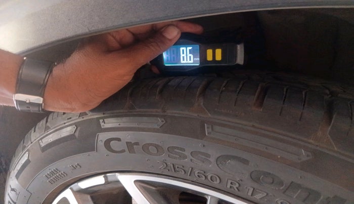 2021 KIA SELTOS GTX PLUS AT 1.5 DIESEL, Diesel, Automatic, 1,02,883 km, tyre