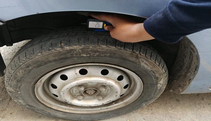 2011 Maruti Wagon R 1.0 LXI, Petrol, Manual, 1,31,721 km, tyre