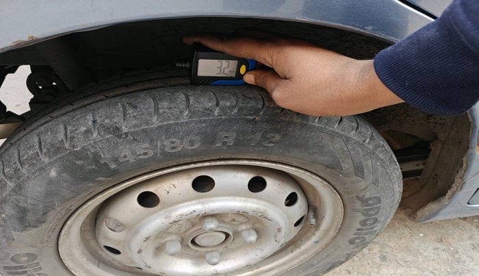 2011 Maruti Wagon R 1.0 LXI, Petrol, Manual, 1,31,721 km, tyre