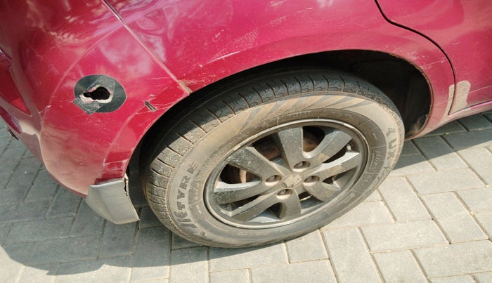 2013 Maruti Ritz ZXI, Petrol, Manual, 1,81,375 km, tyre