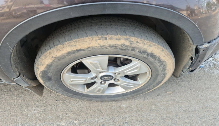 2012 Mahindra XUV500 W4, Diesel, Manual, 1,17,604 km, tyre