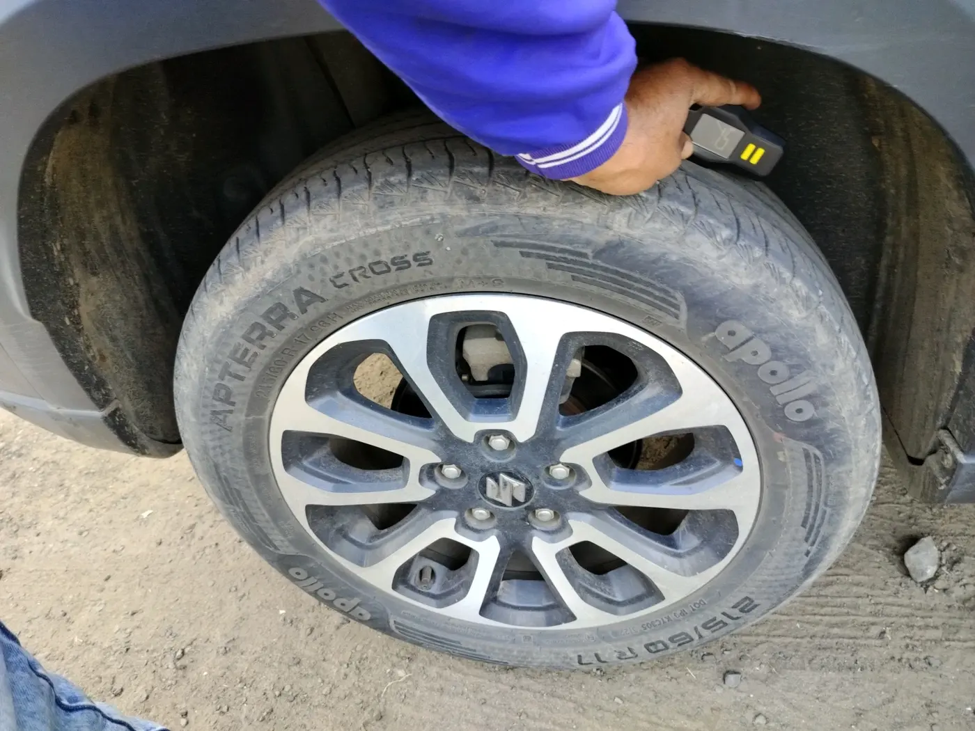 2023 Maruti Grand Vitara ZETA CNG, CNG, Manual, 99,429 km, tyre
