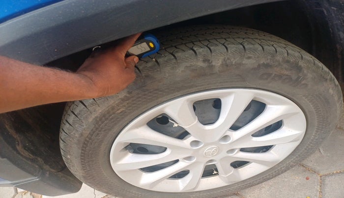 2023 Toyota URBAN CRUISER HYRYDER E NEO DRIVE, Petrol, Manual, 19,021 km, tyre