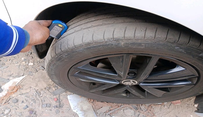 2021 Skoda Rapid 1.0 AMBITION TSI MT, Petrol, Manual, 45,981 km, tyre