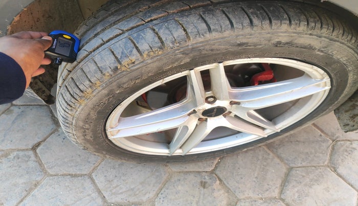 2018 Hyundai Creta S 1.4 DIESEL, Diesel, Manual, 1,44,061 km, tyre