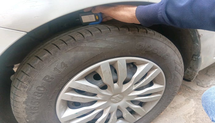 2018 Maruti Dzire VDI, Diesel, Manual, 1,45,510 km, tyre