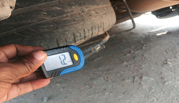 2017 Honda BR-V 1.5L I- DTEC V, Diesel, Manual, 2,33,965 km, tyre