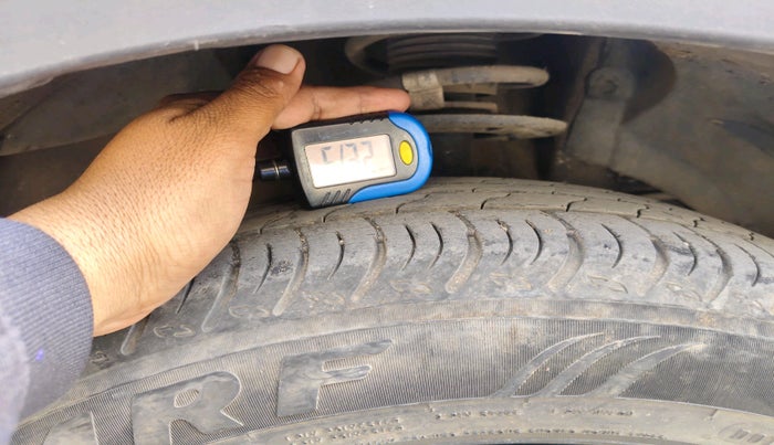 2024 Maruti XL6 ALPHA PLUS MT, Petrol, Manual, 16,493 km, tyre