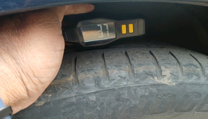 2014 Jaguar XF 2.2 DIESEL LUXURY, Diesel, Automatic, 86,579 km, tyre