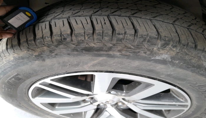 2019 Toyota Fortuner 2.8 4X4 AT, Diesel, Automatic, 1,83,540 km, tyre