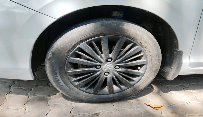 2021 Honda City 1.5L I-VTEC V MT 5TH GEN, Petrol, Manual, 59,662 km, tyre