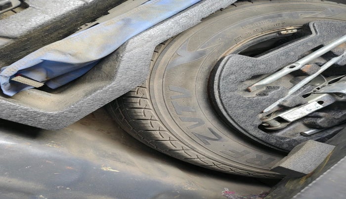 2016 Maruti Ciaz ZDI+ SHVS, Diesel, Manual, 1,79,621 km, tyre